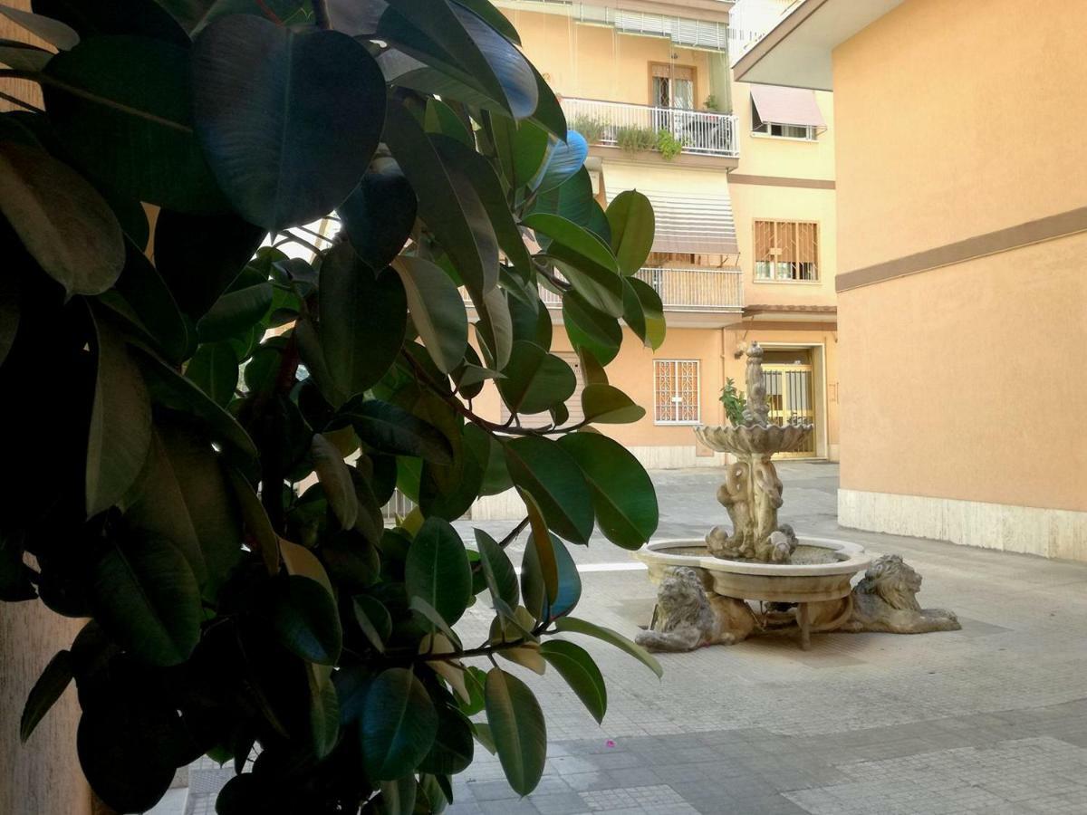 White Apartment Rome Exterior photo
